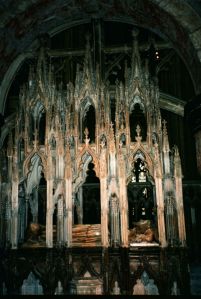 Edward II tomb
